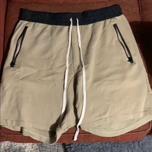 Fear Of God ESSENTIALS Shorts